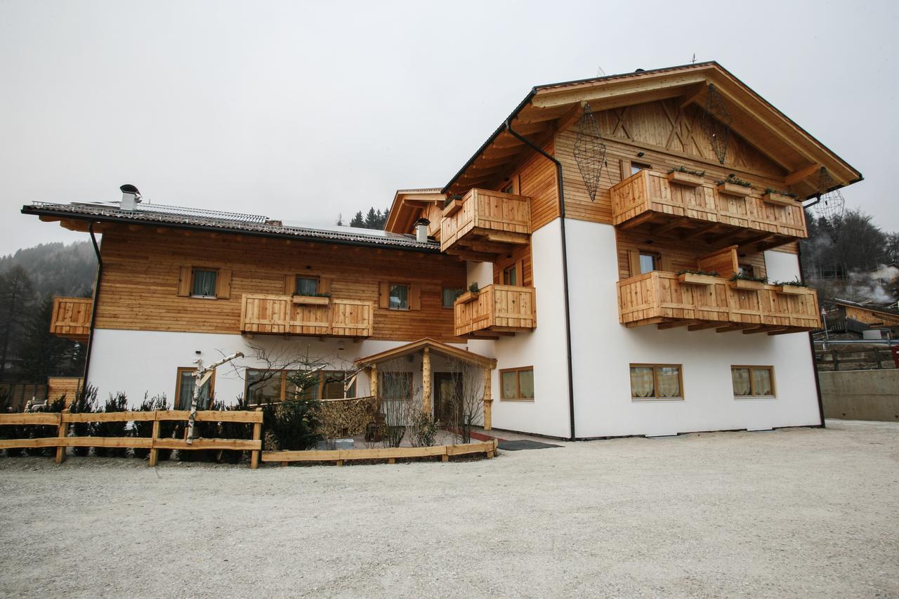Hotel Garni & Wellness Anderle à Vignola  Extérieur photo