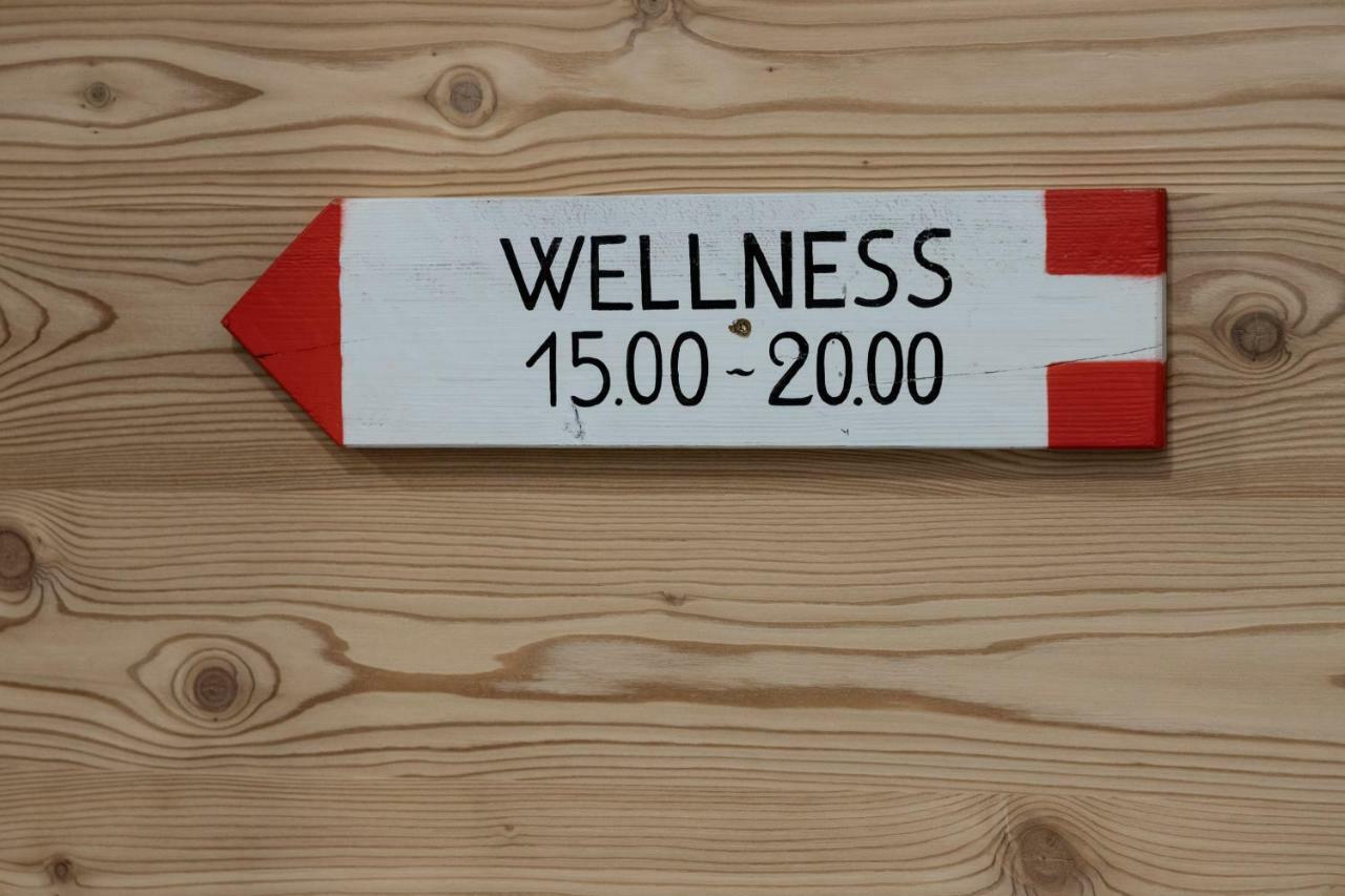 Hotel Garni & Wellness Anderle à Vignola  Extérieur photo